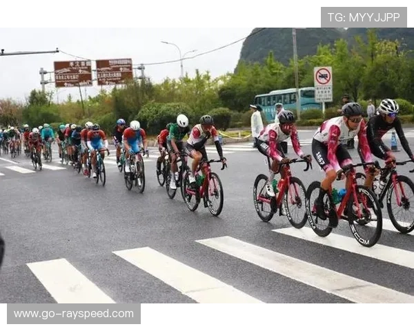 金秋环贵州骑行赛千里黔行展现公园省魅力风光