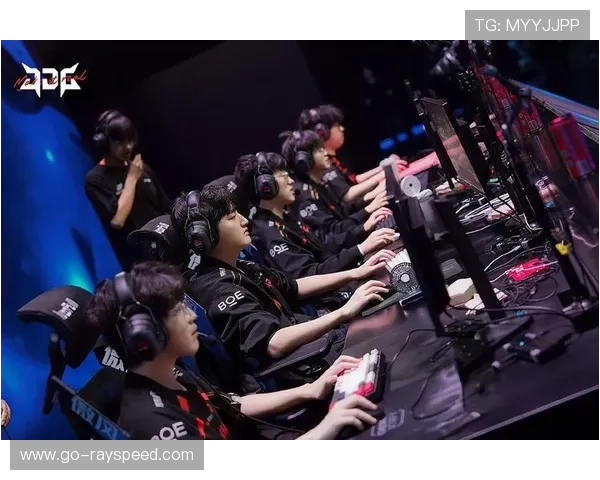 比赛逆风翻盘精彩时刻，展现电竞不屈精神