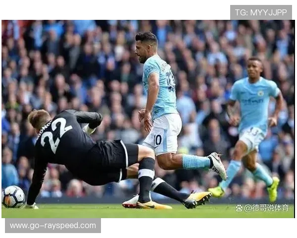 利兹联后防遭遇伤病潮，恩梅查拉伤或缺阵关键战
